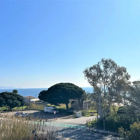 Le Rivage-t3 Vue Mer-50m De La Mer-piscine-parking-wifi Daire *